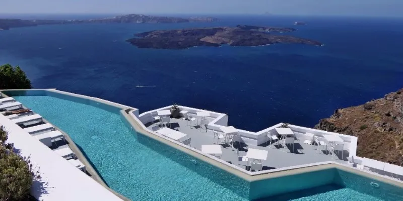 Grace Hotel Santorini with stunning caldera views