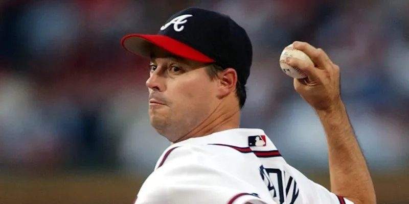 Greg Maddux pitching