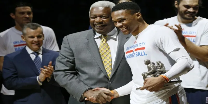 Oscar Robertson’s jersey retirement
ceremony