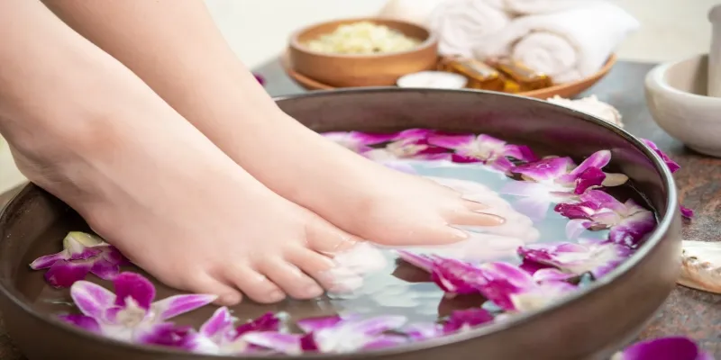 Homemade foot mask
ingredients