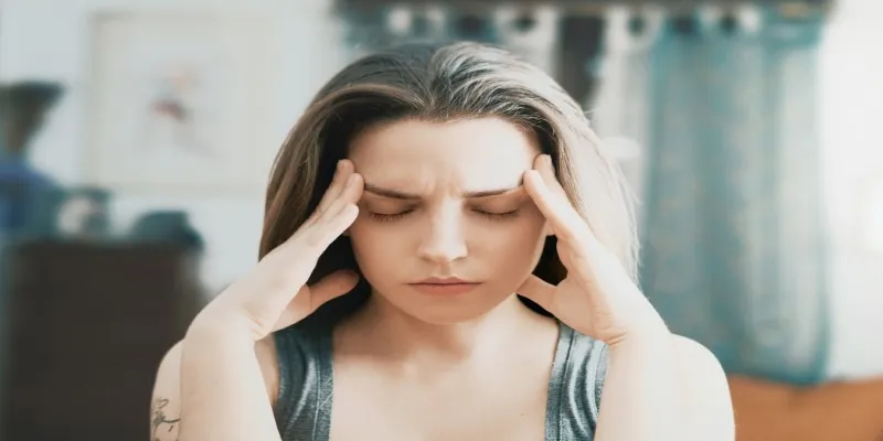 Illustration of migraine anatomy and
symptoms