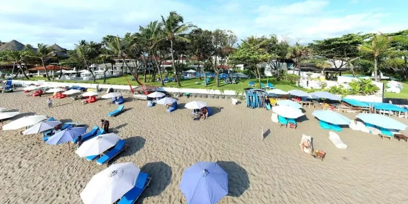 Echo Beach