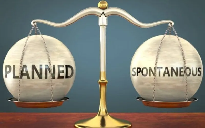 Balancing routine and
spontaneity