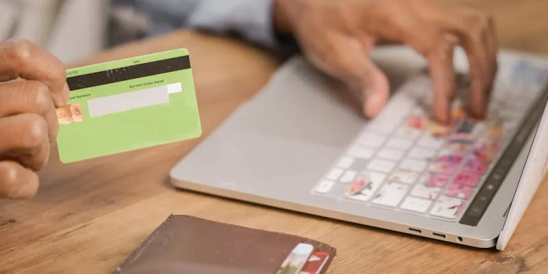 Using Etsy Coupons at
Checkout
