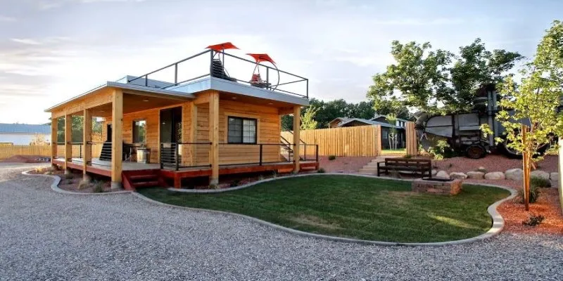 Modern Tiny House in
Orderville