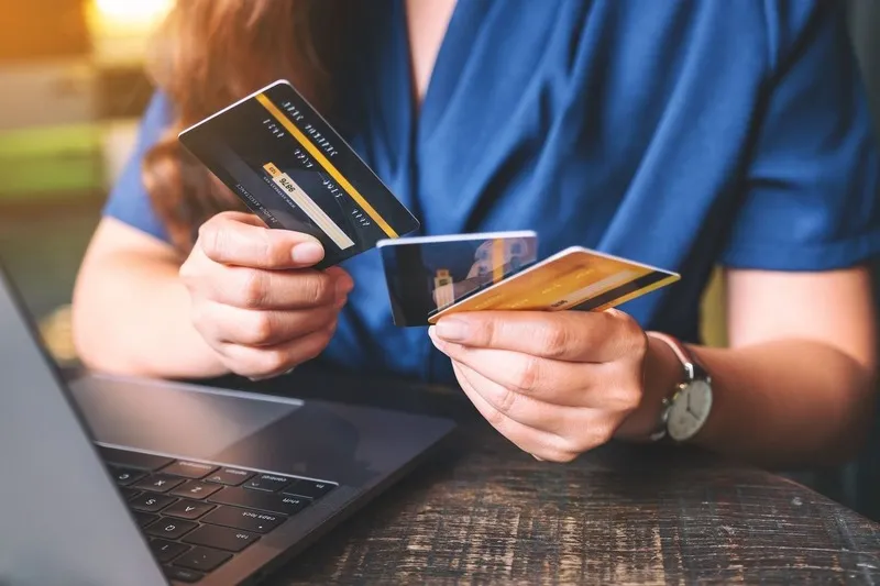Comparing Business Credit
Cards