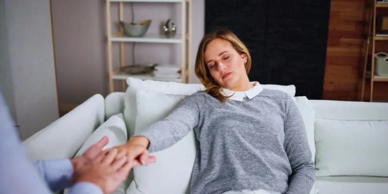 Hypnotherapy session